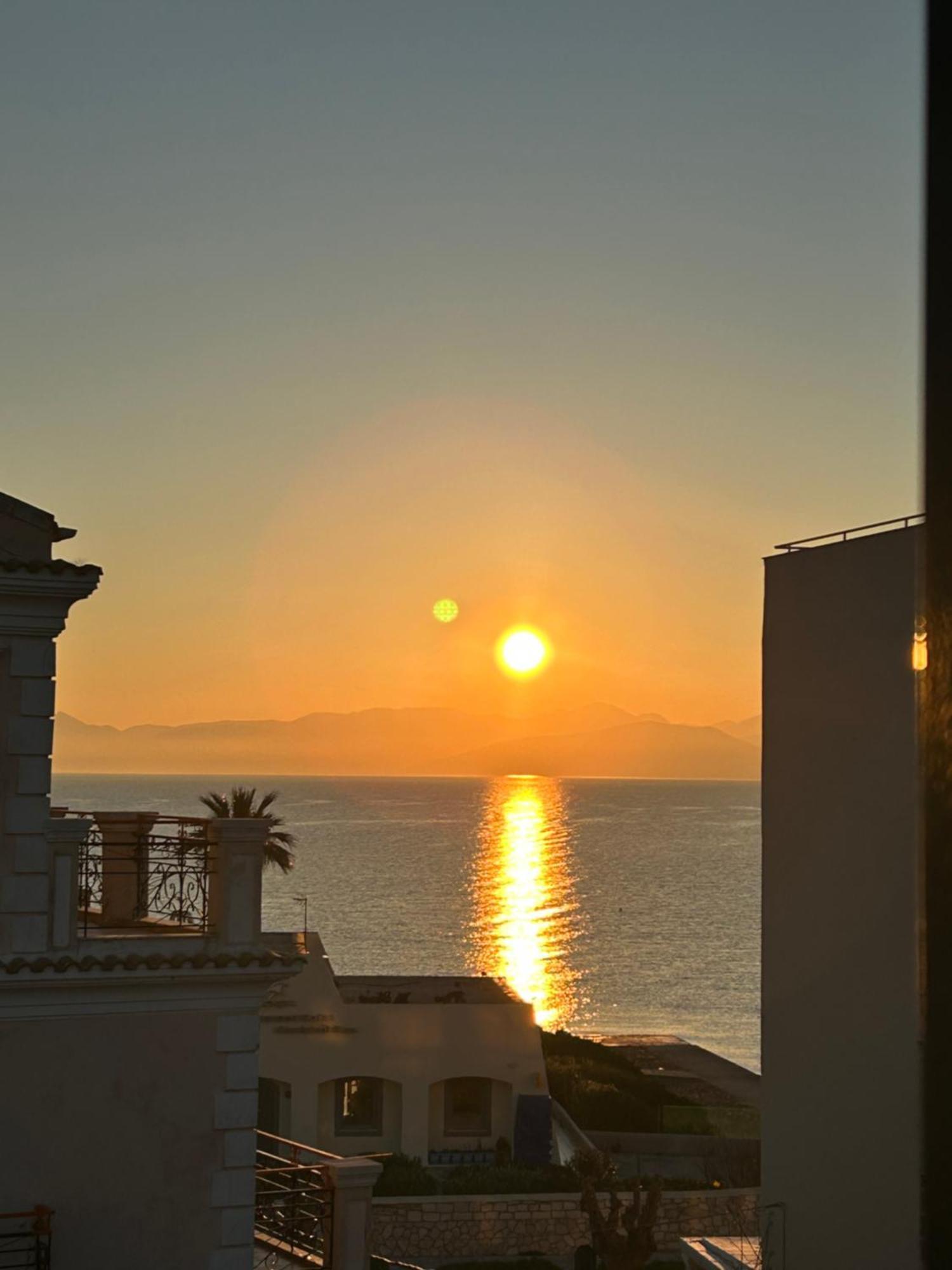 Anemomilos Sea View Penthouse Corfu  Bagian luar foto
